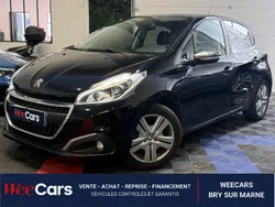 PEUGEOT 208 1.2i PureTech 82 Signature DISTRIBUTION FAITE GARANTIE 12 MOIS