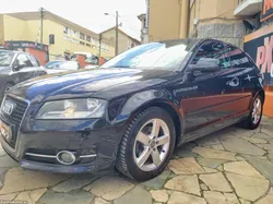 Audi A3 1.6 Attraction 2011-Bom estado geral