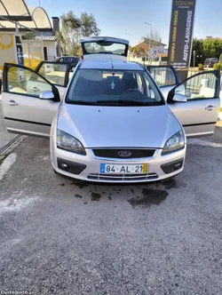 Ford Focus Em estado novo