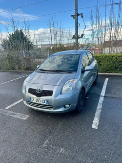 Toyota yaris 1.4d 90cv