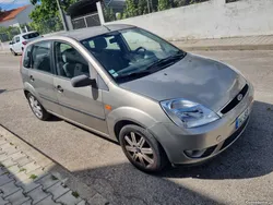 Ford Fiesta 1. 2 Ghia