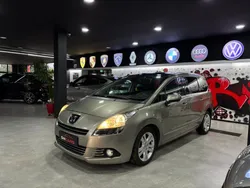 PEUGEOT 5008 2.0 HDi 16V 150 cv