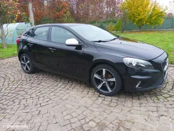 Volvo V40 2.0 D2 R-Design