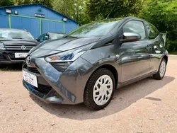 Toyota aygo 1.0l vvti 72cv finition xplay 82.000kms 01/2022 clim régulateur de vitesse ecran tactile car play bluetooth camera de recul