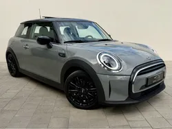 MINI COOPER Pack CAMDEN F56 136ch BVA7 * Deuxième Main* Toit panoramique * Aide au Stationnement