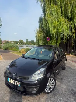 Renault Clio 3 boîte auto initiale toit ouvrant