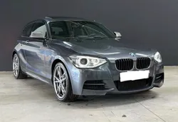 BMW série 1 F21 - M135i 3.0 N55 - BVM - Propulsion / toit ouvrant / H&K / Sièges à mémoire / Suivi BMw