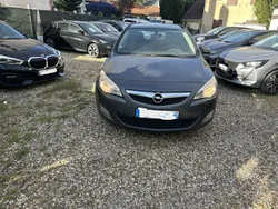 Opel OPEL ASTRA Sport Tourer CDTI TURBO BVM 2011 TBE crit'air 2 CT OK /1 MAIN