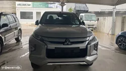 Mitsubishi L200 Pick Up 4x4 S&S Auto Cabine Dupla Plus