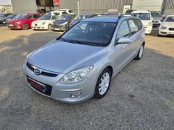 Hyundai i30 CW 1.6 CRDi 16V 115 cv - GARANTIE 12 MOIS