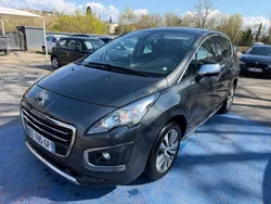 Peugeot 3008 1.2 130cv style