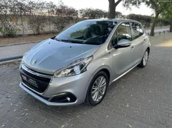Peugeot 208 1.2 PureTech Style
