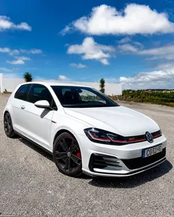 VW Golf GTI 2.0 TSI DSG