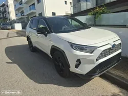 Toyota RAV4 2.5 HDF Square Collection