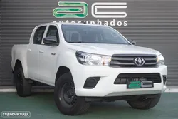 Toyota Hilux 2.4 D-4D 4WD CD CM