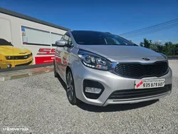 Kia Carens 1.7 CRDi ISG TX