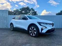 Renault Mégane E-Tech 60KWH Supercharge Evolution