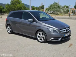 Mercedes-Benz B 180