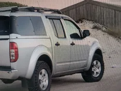 Nissan Navara D40
