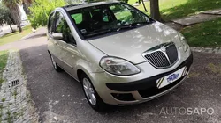 Lancia Musa 1.3 16V M-jet DFN Oro Executive de 2006