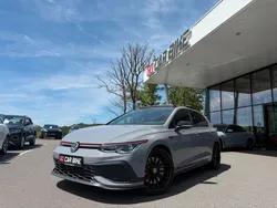 VW Golf 8 GTI 45 Clubsport 300ch Garantie 6 ans Toit ouvrant Suspension pilotée DCC Nürburgring Akrapovic Harman Kardon Caméra de recul Suivi VW 19P 485/mois