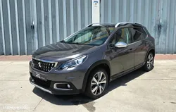 Peugeot 2008 1.2 PureTech Crossway