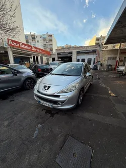 PEUGEOT 207 1.6 16V VTi 120 ch FINITION-EXECUTIVE-CLIM-RADAR DE RECUL-JANTES ALU-DOUBLE DES CLÉS-ROUE DE SECOURS-CTOK-151000KM-ECT…