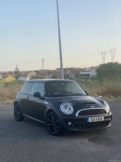 MINI Cooper Cooper S