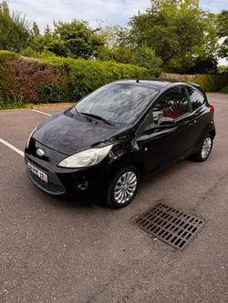 Ford Ka faible kilométrage CT ok