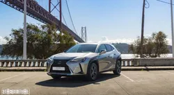 Lexus UX 250h Premium