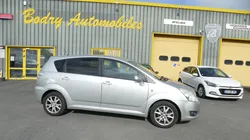 Toyota corolla verso essence