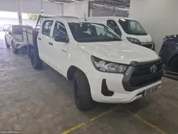 Toyota Hilux 2.4 D-4D 150cv  4 WD CD 5 Lugares