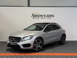 Mercedes Classe GLA 180d Fascination Pack AMG 7G-DCT - Toit ouvrant Caméra recul