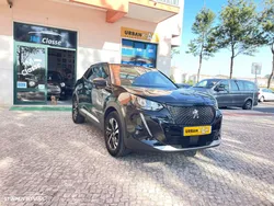 Peugeot 2008 1.5 BlueHDi Allure Pack