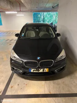 BMW 218 Active Tourer d Line Luxury Auto