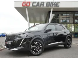 2008 Allure HDI 130CH Boite Auto Garantie 6 ans Suivi complet Peugeot CarPlay Démarrage sans clé LED 17P 305/Mois