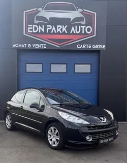 Peugeot 207 1.6L VTI 120cv 3 portes Modèle confort Garantie