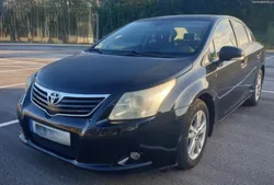 Toyota Avensis 2.0 D4D para p e ç a s