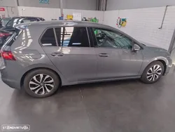 VW Golf 2.0 TDI SCR DSG Active