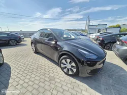 Tesla Model Y RWD