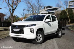 Mitsubishi L200 2.3 DI-D CD Invite 4WD