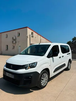 Partner hdi 100 cv cabine approfondie. 12500 eu ht