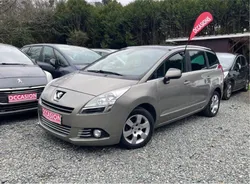 Peugeot 5008 1.6L HDi 112cv Family II 7 Places Garantie 3 mois