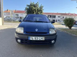Renault Clio 1.2 8V