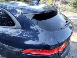 Jaguar F-Pace 2.0 i 4D Prestige - CX. Manual - GPS - Camara Marcha Tras - Classe 1 Portagens - Aceito Retoma