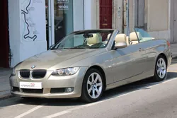 BMW Série 3 CABRIOLET 3.0 325 I 220 BVA ( Sièges chauffants, Radar Av-Arr, GPS ... )