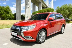 Mitsubishi Outlander 2.4 PHEV Instyle