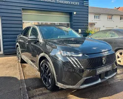 Peugeot 3008 allure 145 pack 360 - navigation - volant chauffant- camera av / ar