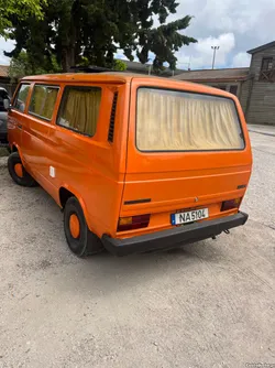 VW Transporter T3 1.6 diesel cama casal lavatório painel