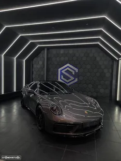 Porsche 911 (992) Carrera 4 GTS PDK